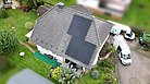 Photovoltaikanlage auf einem Einfamilienhausdach in Hünstetten-Strinz-Trinitatis