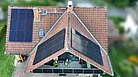 Photovoltaikanlage auf einem Einfamilienhausdach in Taunusstein-Wingsbach