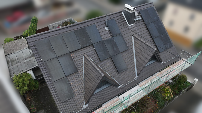 Pfannenziegeldach mit Modulen 